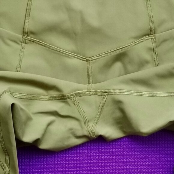 Lululemon Fine Force High-Rise Tight 28" in Bronze Green size 6 - Picture 4 of 11